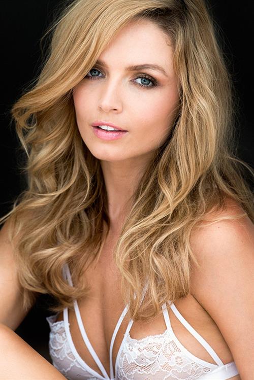 Jessica Marshall in lingerie