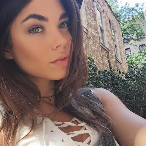 Aarika Wolf taking a selfie