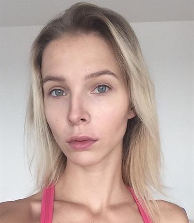 Tereza Jelinkova taking a selfie
