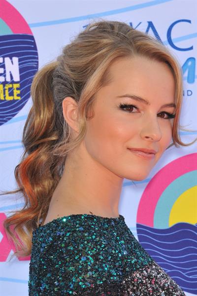 Bridgit Mendler