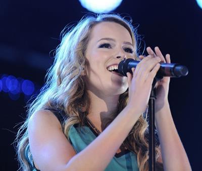 Bridgit Mendler