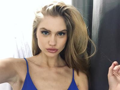 Alexandria Morgan taking a selfie