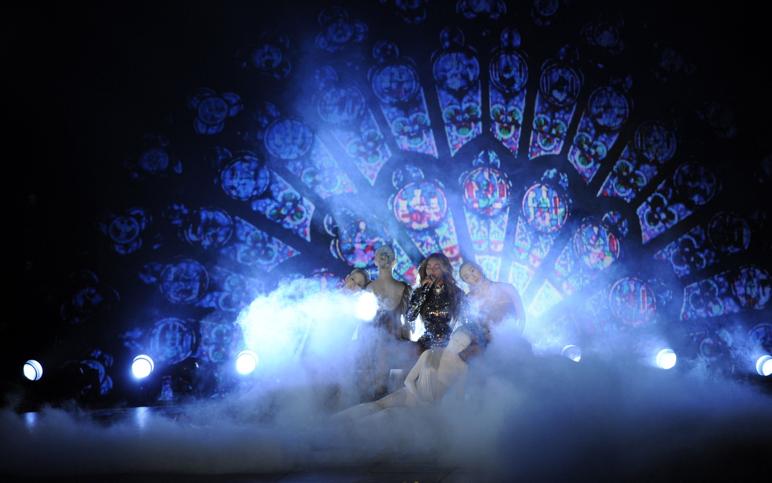 Beyonce at the 2014 MTV Video Music Awards, Inglewood August 24, 2014