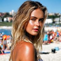 Stephanie Claire Smith Pictures Stephanie Claire Smith