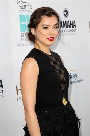 Hailee Steinfeld 3rd Annual Beyond Hunger: A Place At The Table Gala August 22, 2014