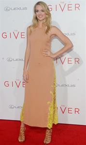 Lindsay Ellingson at The Giver premiere August 11, 2014