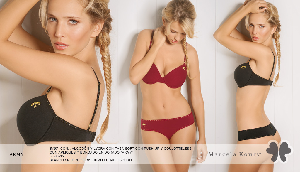 Luisana Lopilato in a bikini