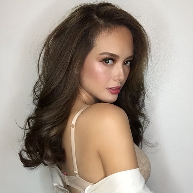 Ellen Adarna