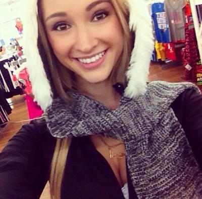 Anna Faith Carlson taking a selfie