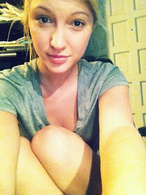 Anna Faith Carlson taking a selfie