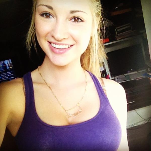 Anna Faith Carlson taking a selfie