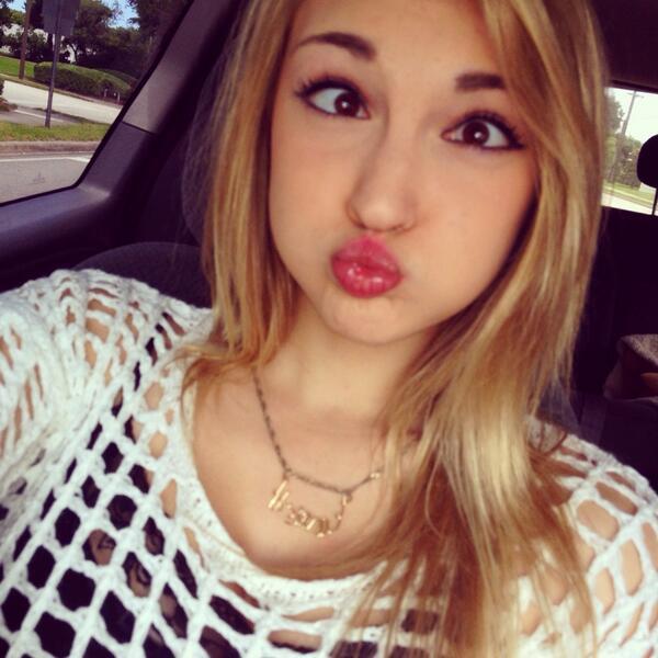 Anna Faith Carlson taking a selfie