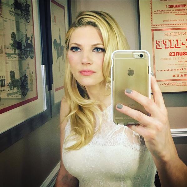 Katheryn Winnick taking a selfie