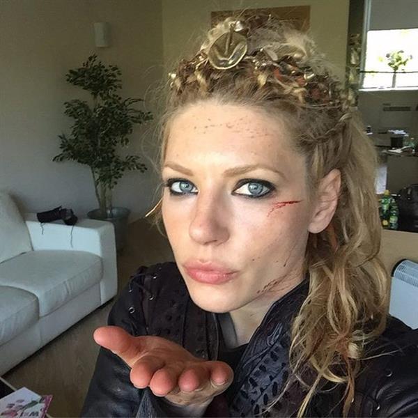 Katheryn Winnick taking a selfie