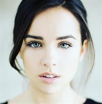 Georgia May Foote taking a selfie