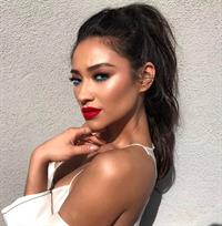 Shay Mitchell