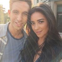 Shay Mitchell taking a selfie