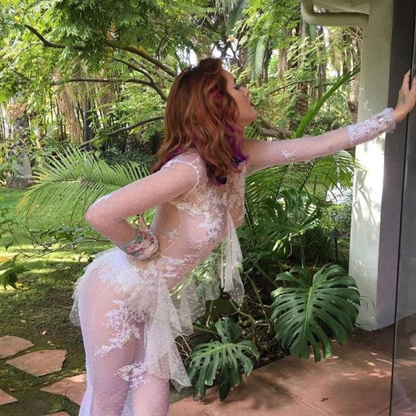 Bella Thorne