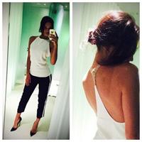 Shanina Shaik taking a selfie