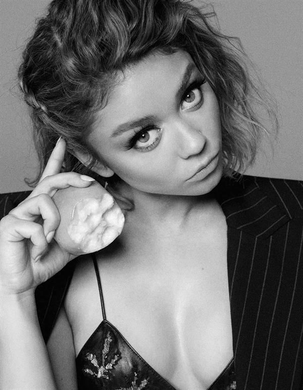 Sarah Hyland in lingerie