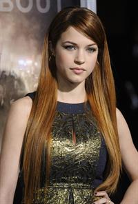 Alexis Knapp