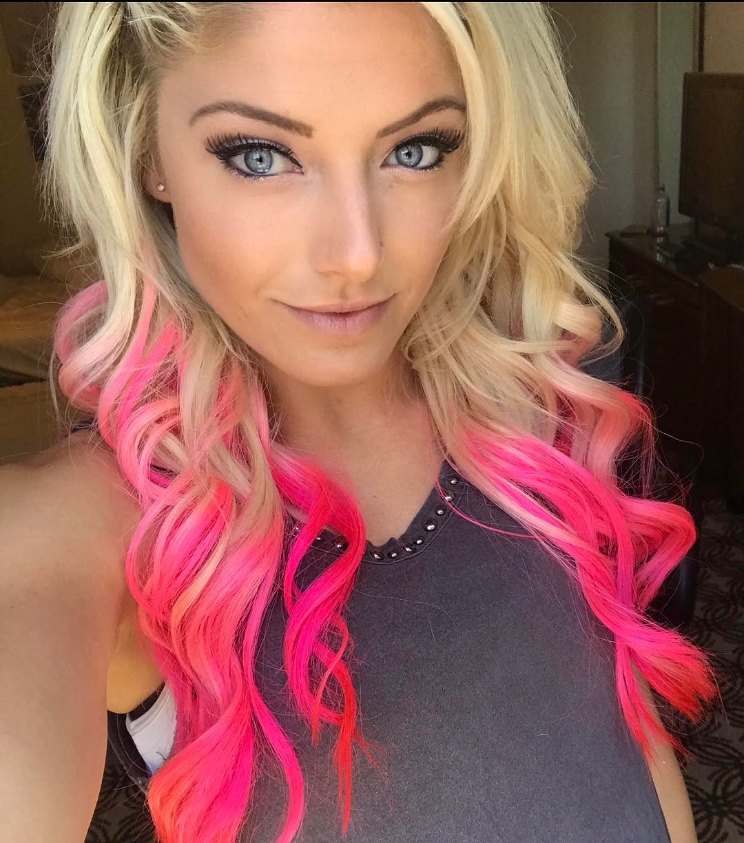 Alexa Bliss taking a selfie