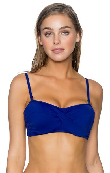 Elizabeth Turner in a bikini