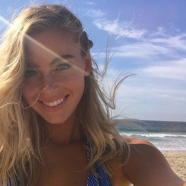 Elizabeth Turner in a bikini taking a selfie