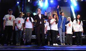 Rihanna Westfield Stratford Lights London Switch On - Performance (November 19, 2012) 