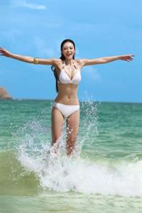 Ai Shang Zhen in a bikini