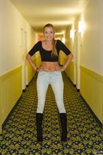 Pearla Soonin taking off her Jeans