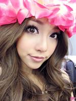 Huang Yi Lin taking a selfie