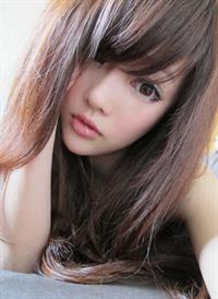 Kingboo taking a selfie