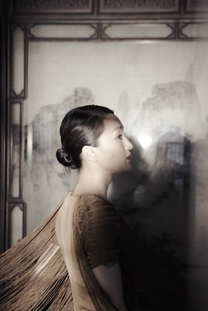 Xun Zhou