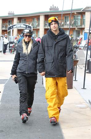 Paris Hilton enjoying a day in the mountains of Aspen December 18, 2012 