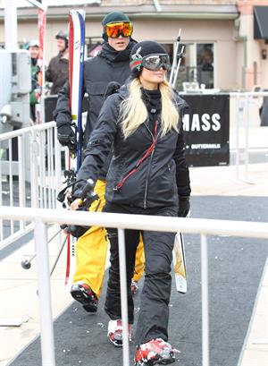 Paris Hilton enjoying a day in the mountains of Aspen December 18, 2012 