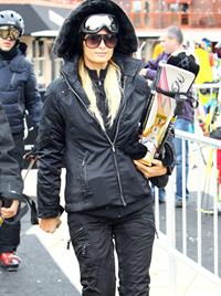 Paris Hilton enjoying a day in the mountains of Aspen December 18, 2012 