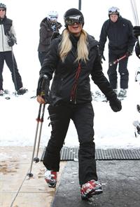 Paris Hilton enjoying a day in the mountains of Aspen December 18, 2012 