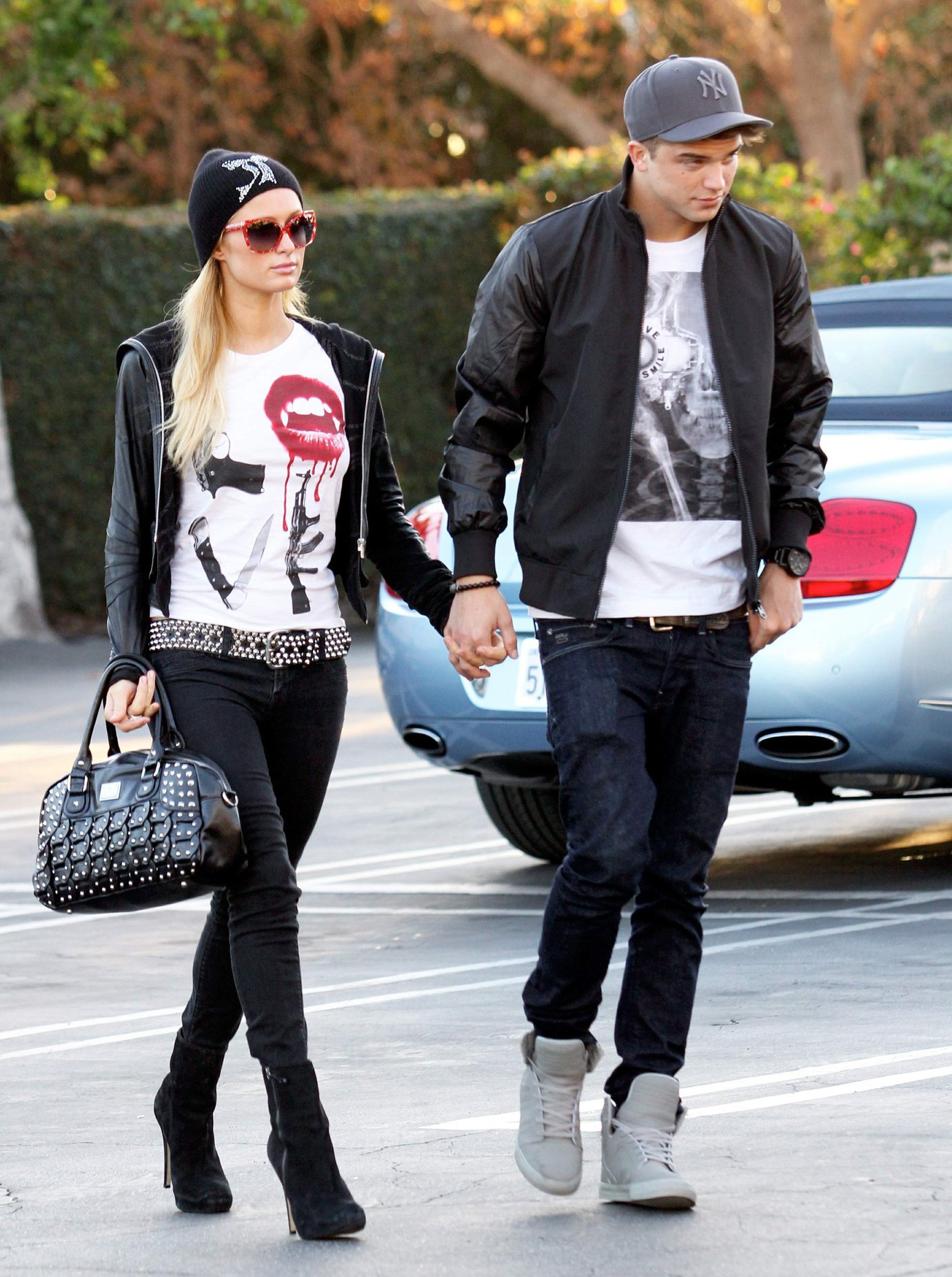 Paris Hilton Out and about in LA November 19, 2012  