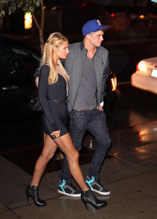 Paris Hilton Arrives with boyfriend River Viiperi to BOA Steakhouse Restaurant in West Hollywood (November 17, 2011) 