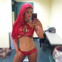 Natalie Eva Marie taking a selfie