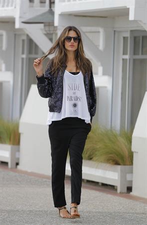 Adriana Lima and Alessandra Ambrosio Photoshoot in Venice beach March 7, 2013