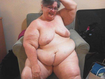 I love exposing myself in public and outdoors as these recent vacation pictures of me show. It gets me so turned on knowing that people are looking at me exposing myself.