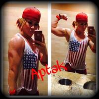 Amanda Michelle Folstad Ptak taking a selfie