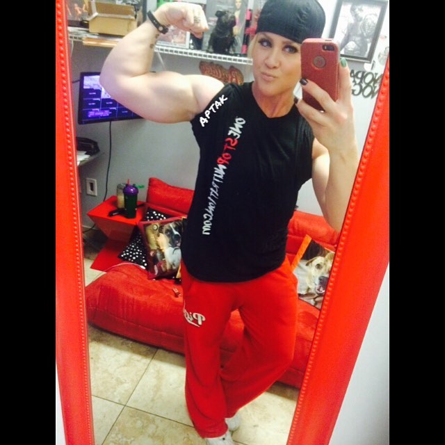 Amanda Michelle Folstad Ptak taking a selfie