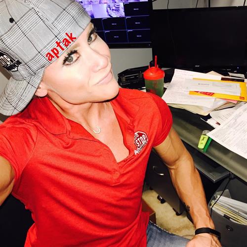 Amanda Michelle Folstad Ptak taking a selfie