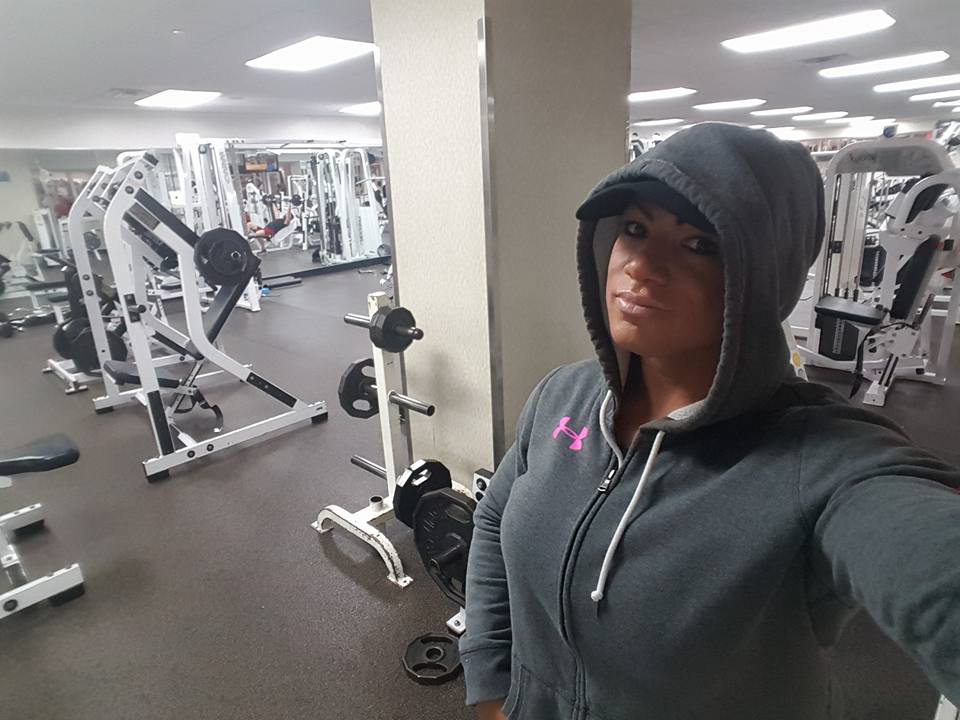 Isabelle Turell taking a selfie