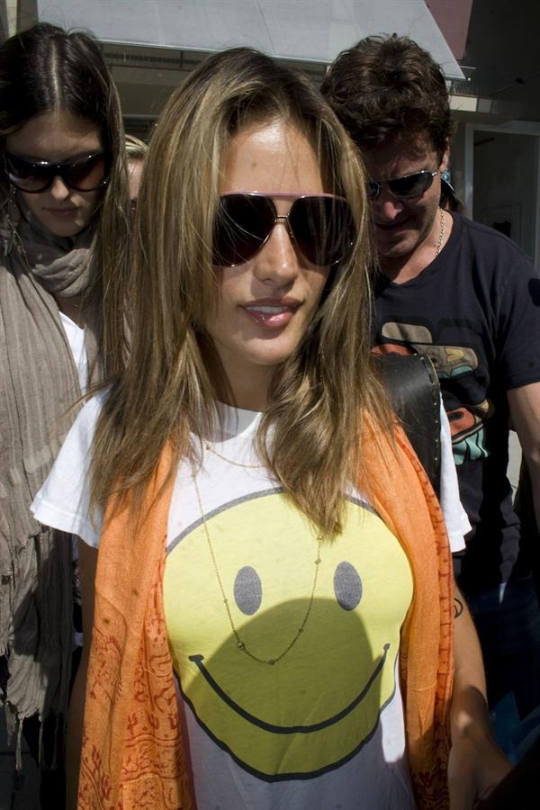 Alessandra Ambrosio Beverly Hills candids in a smiley shirt
