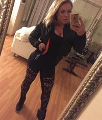 Minna Pajulahti taking a selfie