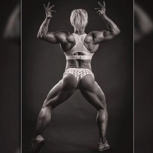 Minna Pajulahti in a bikini - ass